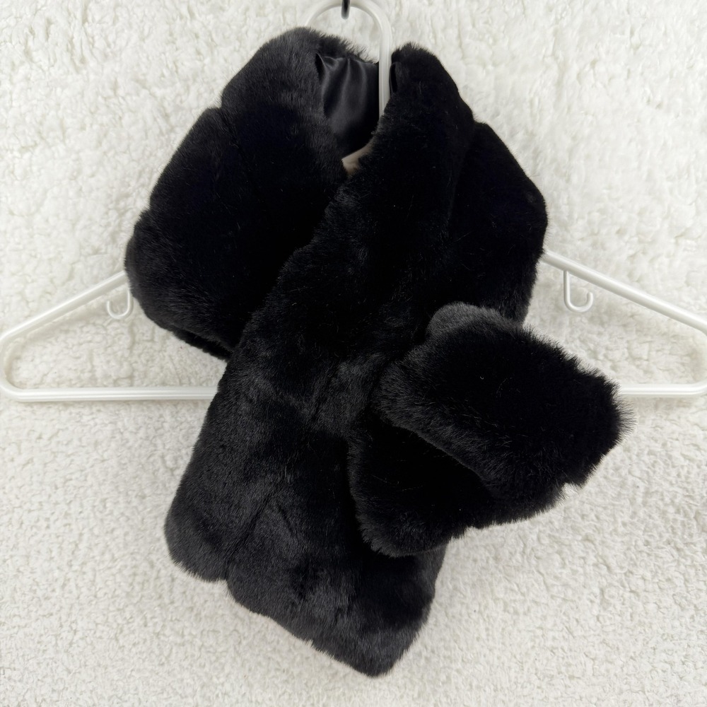 White House Black Market Scarf Womens‎ One Size Black Faux Fur Neck Warmer Wrap